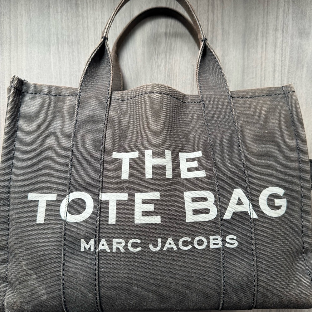 Marc Jacobs THE CANVAS MEDIUM TOTE BAG